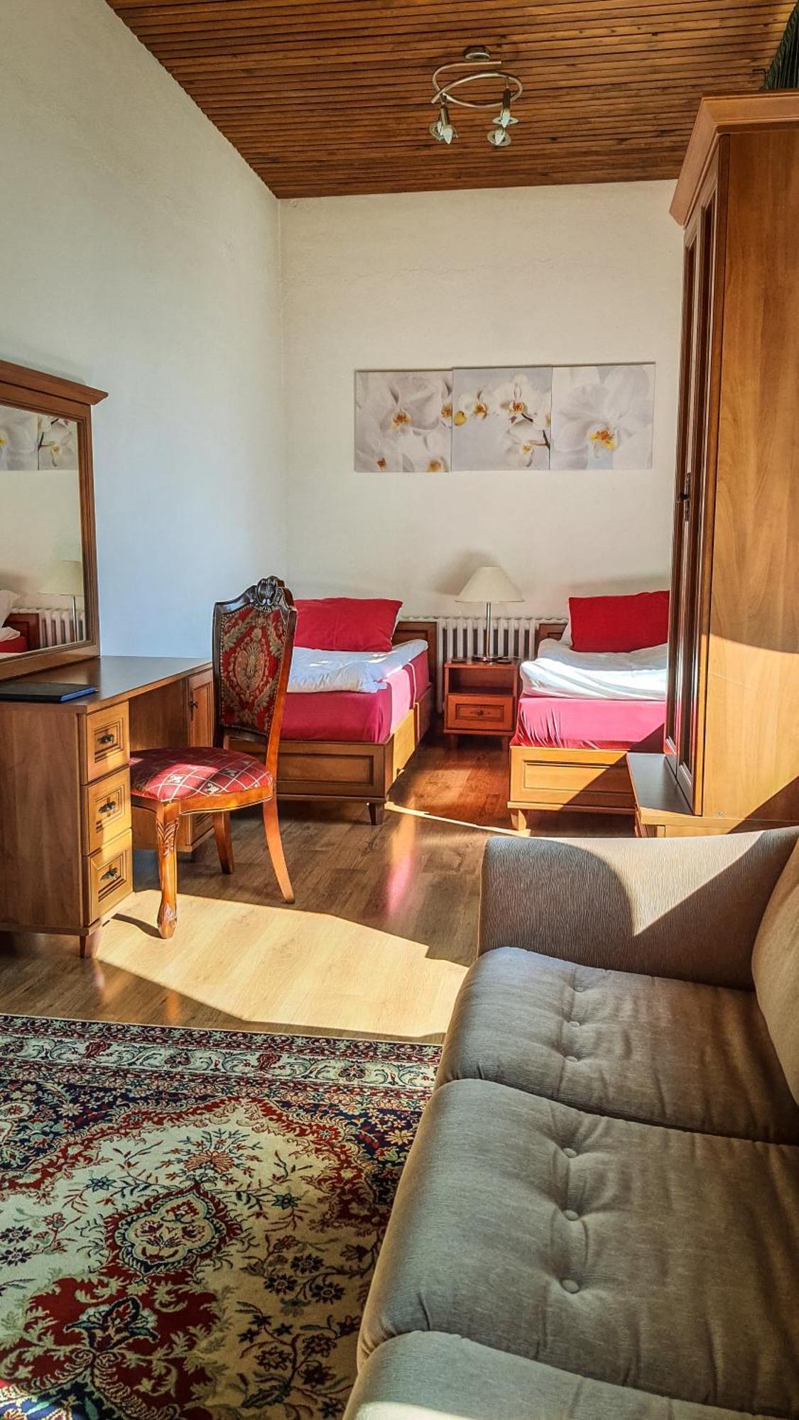 Meretare Hotel